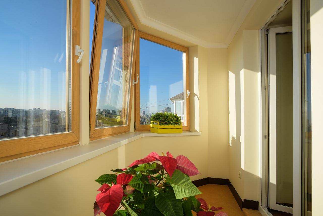 Aparthotel On Klinichna St. Kiev Exterior foto